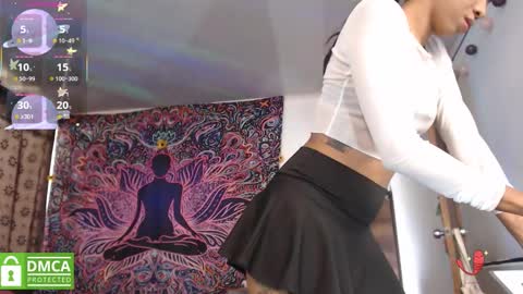 Cutie pie online show from October 2025 02:50:01 PM