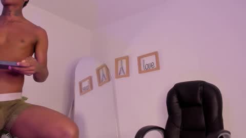 oleider dont forget your thumbs up online show from February 2026 04:56:01 AM