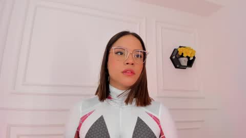 Snapshot of im_scarlett__ chatting on May 2026 06:31:02 PM scarlett online show from May 2026 06:31:02 PM