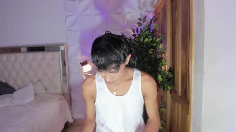 im_sebaslopez online show from November 2025 11:43:02 AM