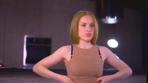 Snapshot of im_sexy_and_i_know_it_ chatting on March 2026 04:03:01 PM Brie online show from March 2026 04:03:01 PM