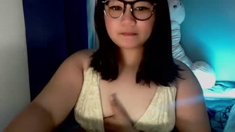 cherryl online show from December 2025 12:17:01 AM