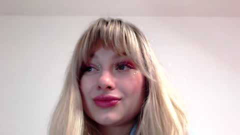 Asley online show from December 2024 12:00:02 AM