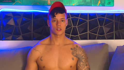 Snapshot of imconor chatting on December 2024 01:43:01 AM imconor online show from December 2024 01:43:01 AM