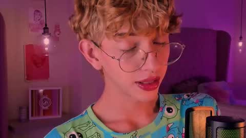 Damiano online show from October 2025 10:17:02 PM