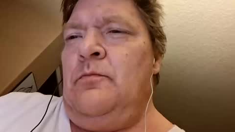 Iminyourroom online show from April 2026 11:30:02 AM