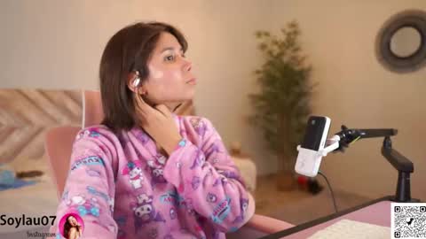 imjess_ online show from January 2026 04:27:01 AM