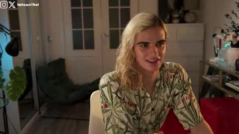 sasha hethey online show from November 2025 07:47:02 PM