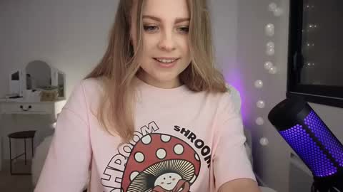 ImKeira online show from February 2025 07:42:01 PM