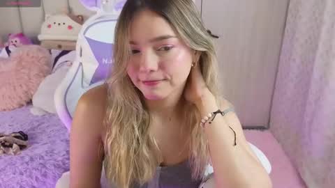 Snapshot of imlarisamaia chatting on February 2025 10:42:01 PM Larisa online show from February 2025 10:42:01 PM