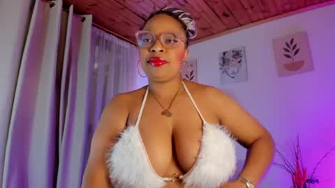 Snapshot of imlauraa chatting on July 2026 10:49:02 PM Laurita Aries Guys on April 13th and 14th I will be offline for my birthday I love you very much. online show from July 2026 10:49:02 PM