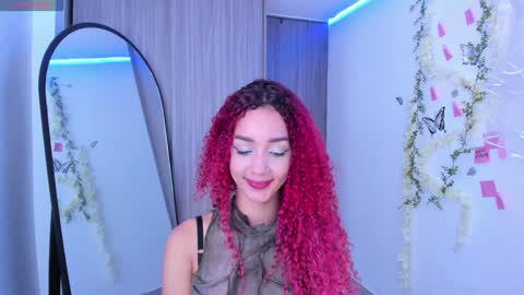 mia ---------  COL TIME online show from December 2024 01:32:01 AM