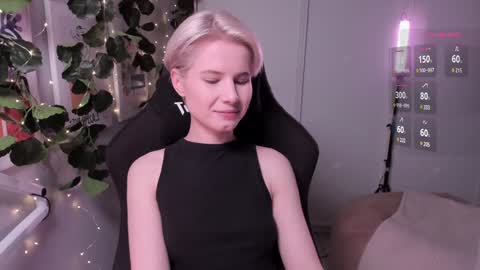 Snapshot of imnotmia chatting on January 2025 08:38:02 PM Mia online show from January 2025 08:38:02 PM