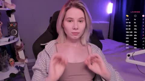 Mia online show from March 2026 10:55:01 AM