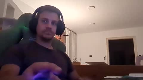 Snapshot of imperat0rp chatting on October 2025 05:39:01 PM imperat0rp online show from October 2025 05:39:01 PM