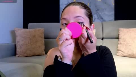 Karen  online show from February 2026 07:21:01 PM