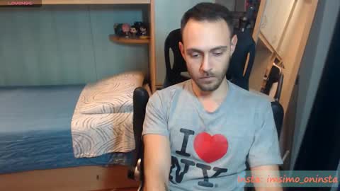 Snapshot of imsimo chatting on November 2025 09:30:02 PM Simo online show from November 2025 09:30:02 PM