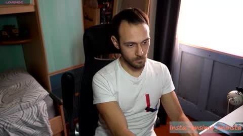 Snapshot of imsimo chatting on December 2025 03:06:01 PM Simo online show from December 2025 03:06:01 PM