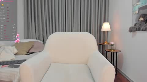 Sofia Guzman   Schedule 9 AM - 5 PM GMT-5 online show from April 2026 07:39:02 PM