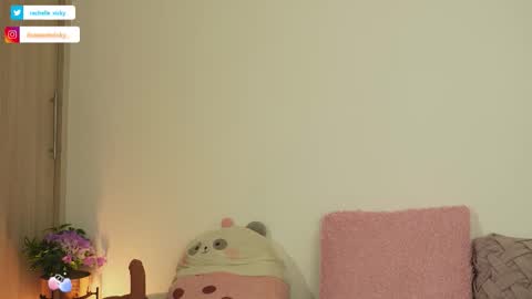 imvickyrachell_ online show from October 2025 02:29:01 PM