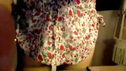 Snapshot of imyourkesiah chatting on December 2025 06:26:01 PM yourBabyKESIAH online show from December 2025 06:26:01 PM