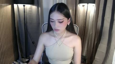 Aki online show from November 2025 02:56:01 AM