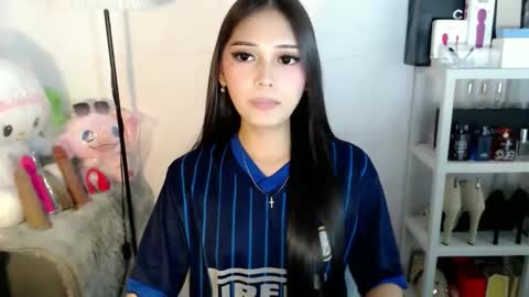 Aki online show from April 2026 02:44:02 PM