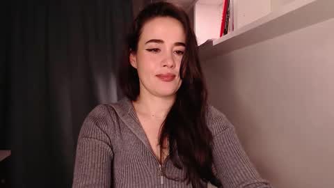 Snapshot of in_yan chatting on September 2025 08:23:01 PM Lin online show from September 2025 08:23:01 PM