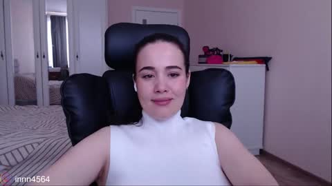 Snapshot of in_yan chatting on February 2026 07:36:02 AM Lin online show from February 2026 07:36:02 AM