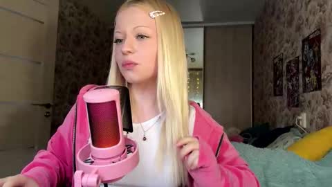 Lola online show from February 2026 11:41:01 AM