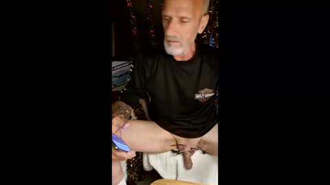 inches_long1 online show from April 2026 12:01:01 PM