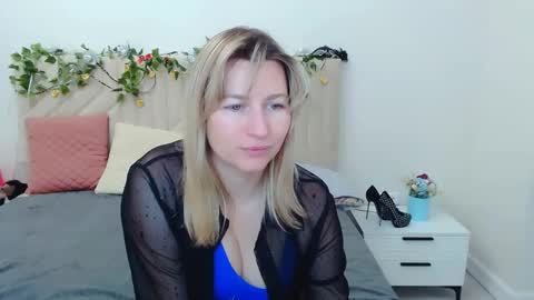 incredible_ariela online show from February 2026 10:49:02 AM