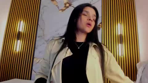 Indi Catalina online show from February 2026 12:31:01 PM