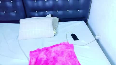 Snapshot of indian_whore18 chatting on May 2026 03:04:02 AM indian_whore18 online show from May 2026 03:04:02 AM