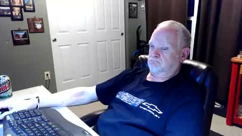 Papa online show from April 2026 01:03:01 AM