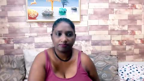 Snapshot of indianblue3 chatting on December 2024 12:03:01 PM tracy online show from December 2024 12:03:01 PM