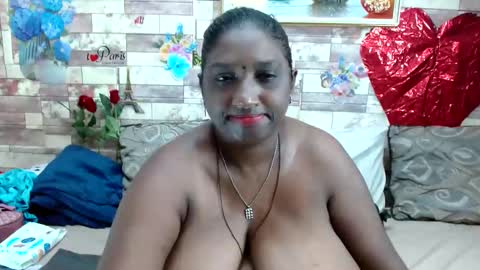 Snapshot of indianblue3 chatting on February 2025 11:02:01 AM tracy online show from February 2025 11:02:01 AM