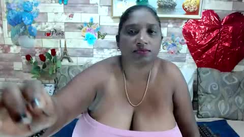 Snapshot of indianblue3 chatting on February 2025 02:35:02 PM tracy online show from February 2025 02:35:02 PM