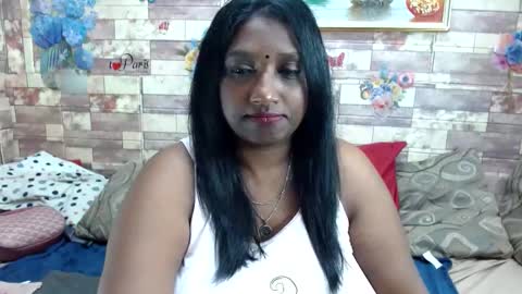 Snapshot of indianblue3 chatting on November 2025 12:11:01 AM tracy online show from November 2025 12:11:01 AM