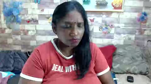 Snapshot of indianblue3 chatting on November 2025 07:02:02 PM tracy online show from November 2025 07:02:02 PM