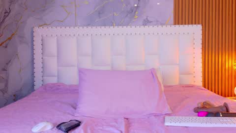 LITTLE AINHOA  online show from April 2026 07:55:01 PM