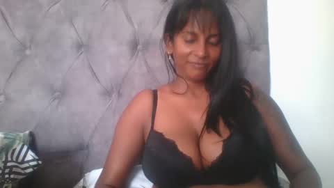 priya online show from December 2024 07:35:01 AM