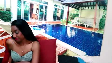 Leah online show from December 2024 09:26:01 PM