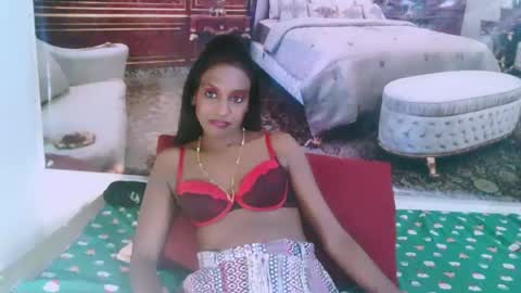 Leah online show from December 2024 08:48:01 PM