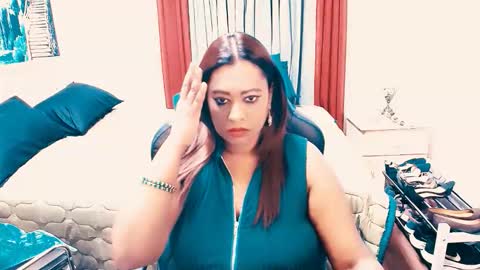 Amy online show from April 2026 01:25:01 AM