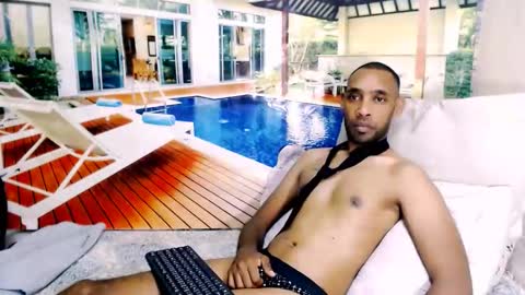 Snapshot of indianmagicmike69 chatting on November 2025 03:35:01 PM indianmagicmike69 online show from November 2025 03:35:01 PM