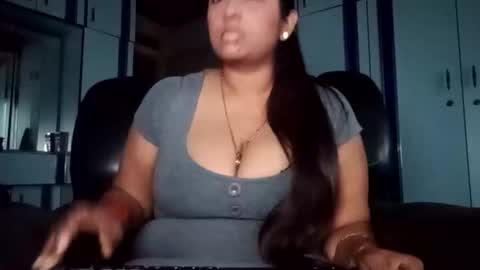 Indianpalgal69 online show from September 2025 03:02:01 PM