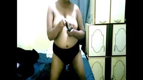 indianpleasures21 online show from June 2026 11:42:02 PM