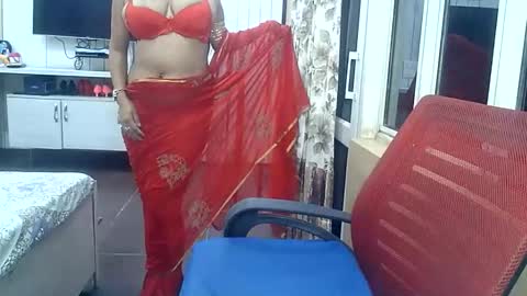 Radha online show from October 2025 07:54:02 PM