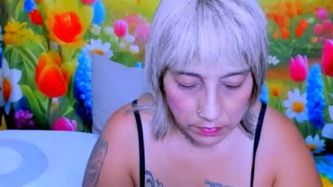 Snapshot of indianroxy27 chatting on June 2026 01:12:02 AM indianroxy27 online show from June 2026 01:12:02 AM
